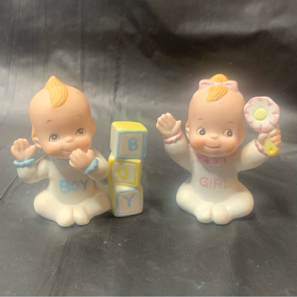 Boy and Girl Figurine Set Blocks and Flower Pink Blue White Vintage Collectible